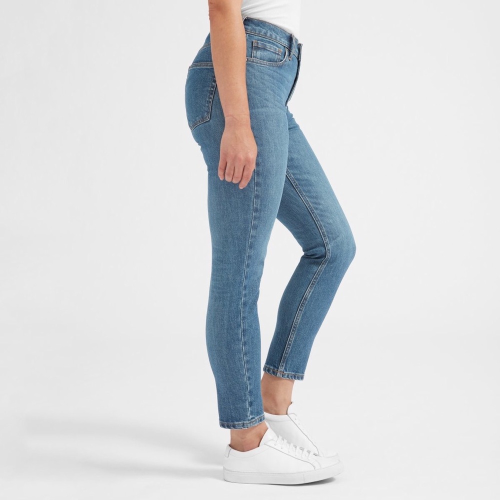 Everlane High-Rise Skinny Ankle Jean in Mid-Blue